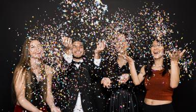 Abiball planen: Das kleine Einmaleins für Absolventen Abiball planen: Das kleine Einmaleins für Absolventen