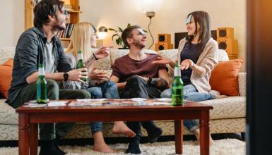 Spieleabend: die lustigsten Spiele für Freunde &amp; Familie