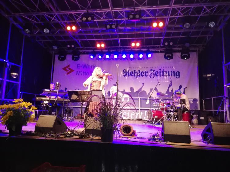 Nenya live