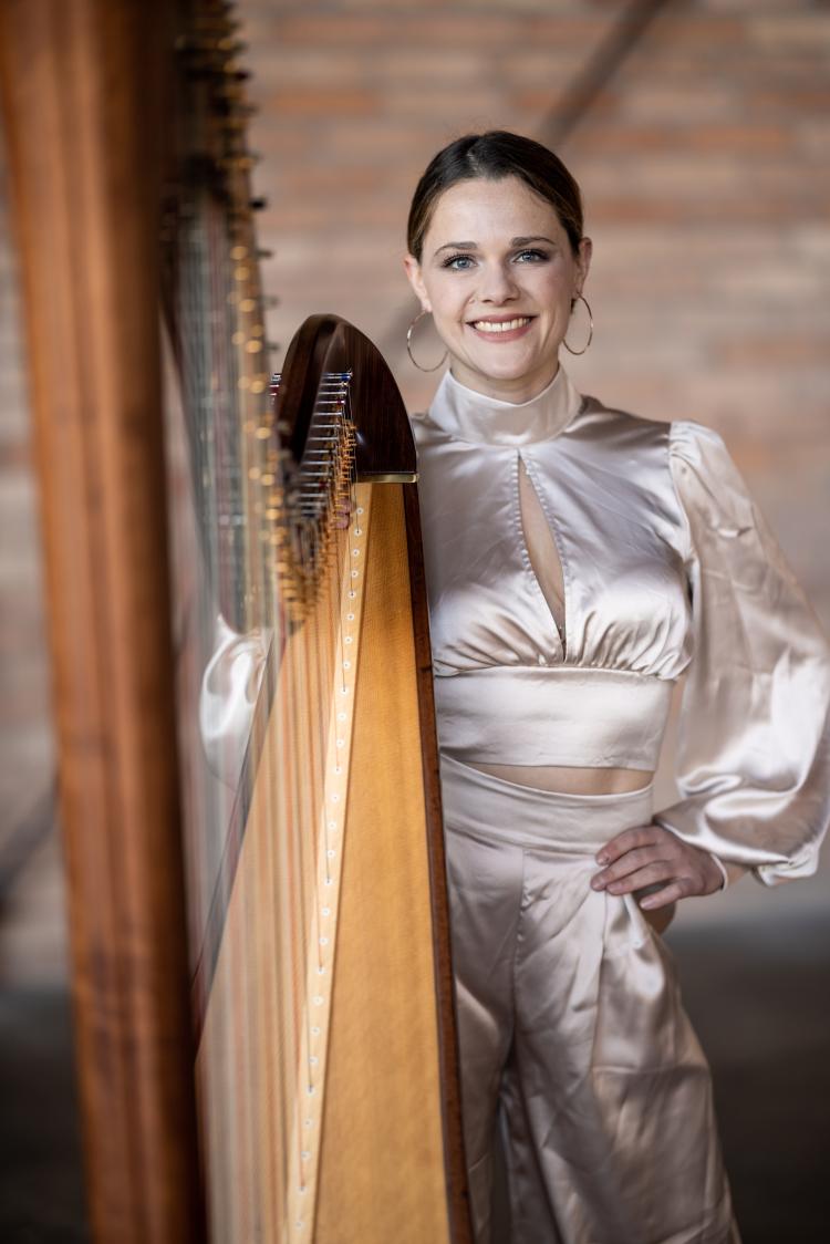Annalena Storch Harfistin