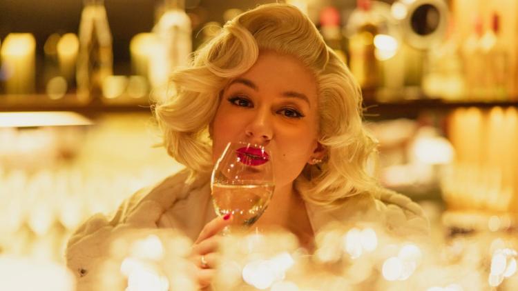 Melissa Kross als Marilyn Monroe buchen