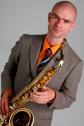Musiker Sebastian Lilienthal und sein Saxophon
