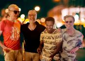 Als 4er Band mit Gitarrist, Alain Koutenay Dr. Vielgut