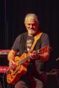 Tamer Demirel, Gitarre Dr. Vielgut