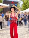 Walk Act mit Jonglierworkshop Chantal von Tayn