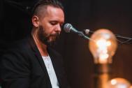 Acoustic Beat Roots