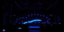 Indoor Drohnenshow buchen für Event, Galadinner, Sportevent Drohnenshow buchen (Indoor/Outdoor)