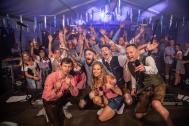 LUXUS LOFT - Die Party WG LUXUS LOFT - Die Party WG