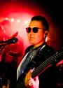 Iris und Charles: Bass, Gitarre und 2x Gesang JACKS & QUEENS