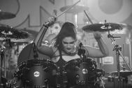 Trio mit Anni an den Drums JACKS & QUEENS