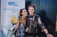 DJane/DJ mit E-Violine