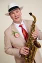 Rainer Sommer - Saxofonist, Sänger + DJ Rainer Sommer - Saxofonist, Sänger + DJ