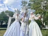 Die Drei Mademoiselles beim Picknick in Weiß in Boltenhagen Lisa Rauch