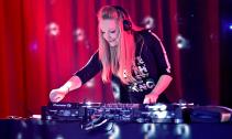 DJANE GHIA
