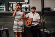 Im Duo an Firmenanlass mit Gesang und Gitarre ChiBossa – Bossa Nova