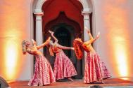 Nina-Teza &amp; Dahlia Showgirls I Bauchtanz I Hula I Bollywood