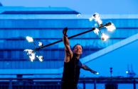 Feuerkunst und Feuerperformance Flamba Feuershow und Lichtshow