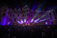 Laser und Feuer Inzenierung Flamba Feuershow und Lichtshow