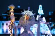 Walkact Schneekönigin beim Christmas Garden Dresden Die Flugträumer