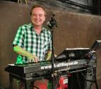 Rudi Wagner | Pianist Soloentertainer &amp; Band