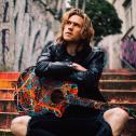 DANNY (Sänger, Gitarrist)