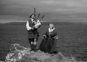 2026 Outlander Foto Shooting bei Dunure Castle Dudelsackspieler Martin Hasenfraz