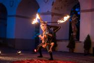 Flying Flames Feuershow