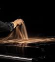 Sandmaler und Musiker Urs Rudin