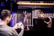 DJ mit Violine