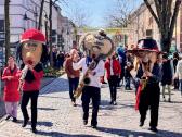 Stadtspaziergang The Sax Puppets