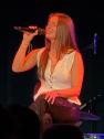 Victoria & SOUNDSYNDICATE Victoria & SOUNDSYNDICATE