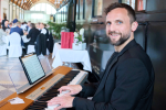 Pianist / Organist Daniel Markovski