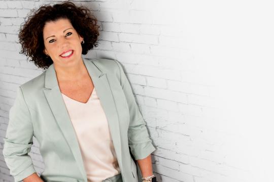 Gabi Reger Freie Rednerin & Sängerin