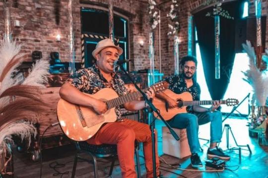 Dos Chicos Dos Chicos