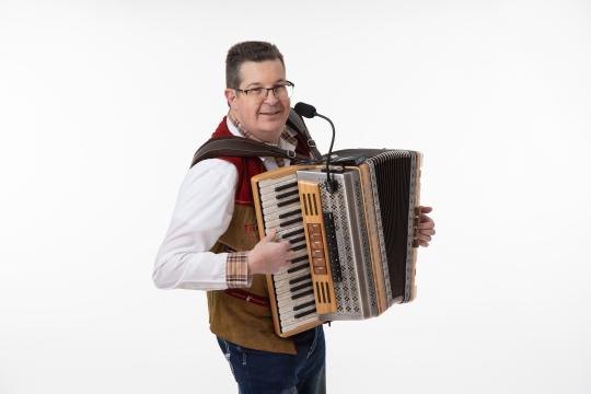 Cédric (OneManPartyBand)