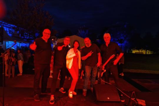 Lighthouse Club Band