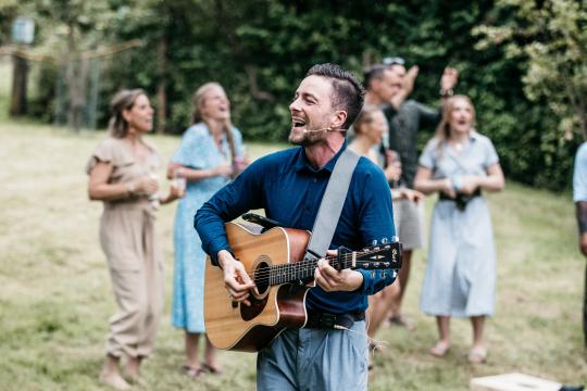 Simons Musik | Event & Hochzeitsmusiker