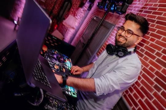 DJ Wischu - Hochzeiten im Clubstyle