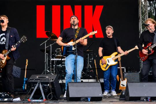 LINK