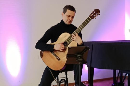 Mateusz Goraj - Gitarrist MA Mateusz Goraj - Gitarrist MA