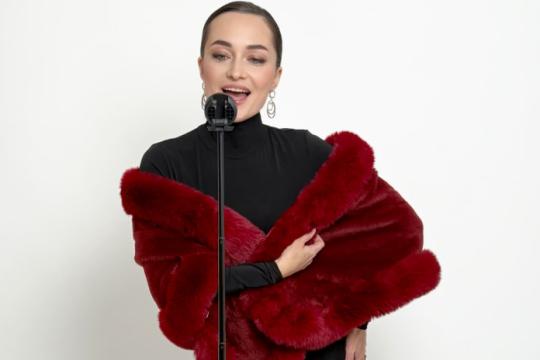 Viktoria_Singer Viktoria_Singer