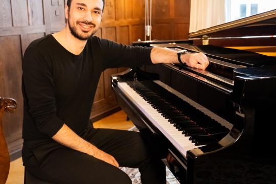 Faraz Forouzandeh
