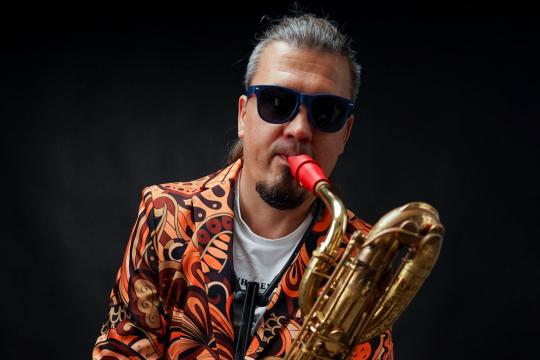 Lounge Groove by Vladi Strecker