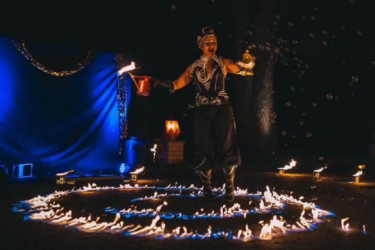 In Love With Fire - Feuer und Lichtshow In Love With Fire - Feuer und Lichtshow