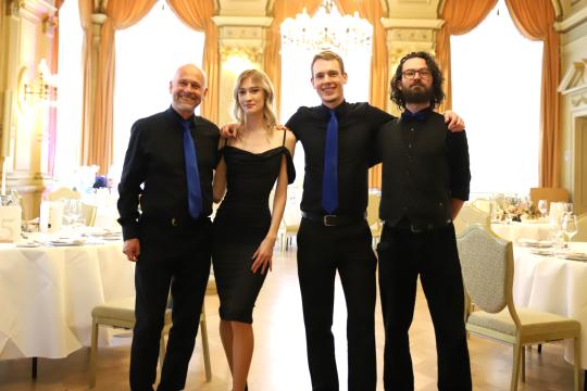 Pizzicato Blue Acoustic Band