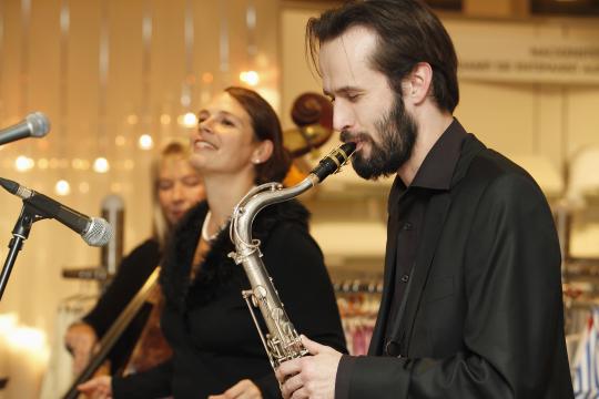 AXEL MOLL | DUO bis BAND |POP/JAZZ/LATIN