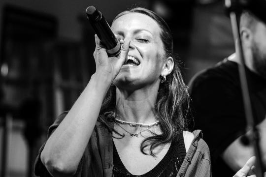 Vera Bäckmann Sängerin Aschaffenburg Vera Bäckmann Sängerin Aschaffenburg