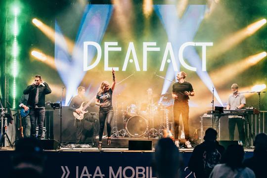 1st class Covermusic - DEAFACT Liveband 1st class Covermusic - DEAFACT Liveband