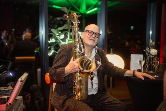 Bernd Delbrügge • Saxophon Lounge