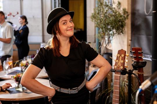 FRAU ELFI (ABBA - ZZ-Top)